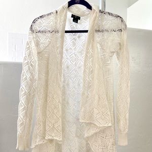 White cotton light shawl, size medium
